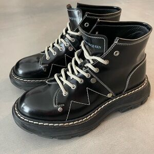 Alexander McQueen Black Leather High-Top Boots